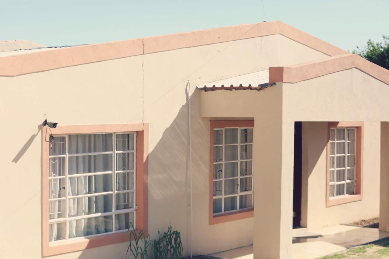 Denver Echo Exec. Guest House Maseru Dış mekan fotoğraf