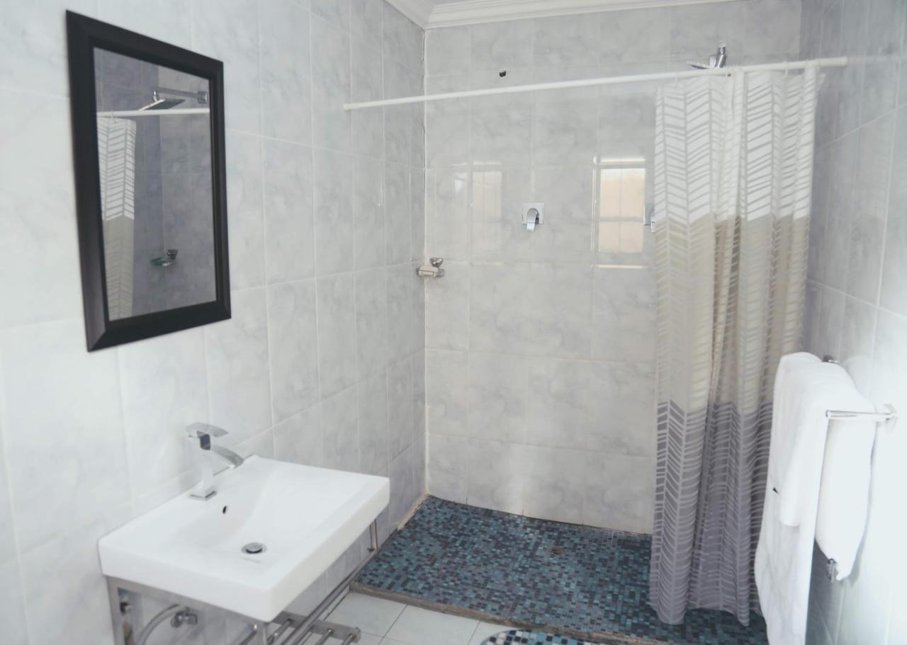 Denver Echo Exec. Guest House Maseru Dış mekan fotoğraf